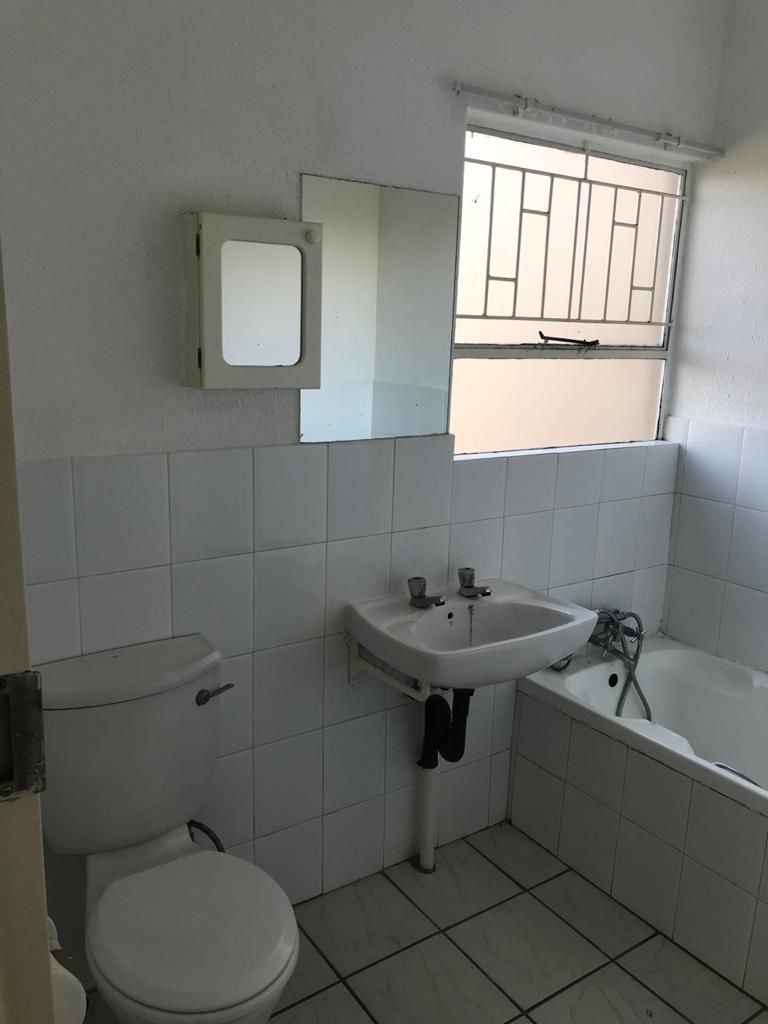 1 Bedroom Property for Sale in Pomona Gauteng