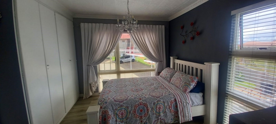 3 Bedroom Property for Sale in South Crest Gauteng