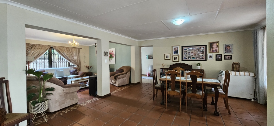 3 Bedroom Property for Sale in Sinoville Gauteng