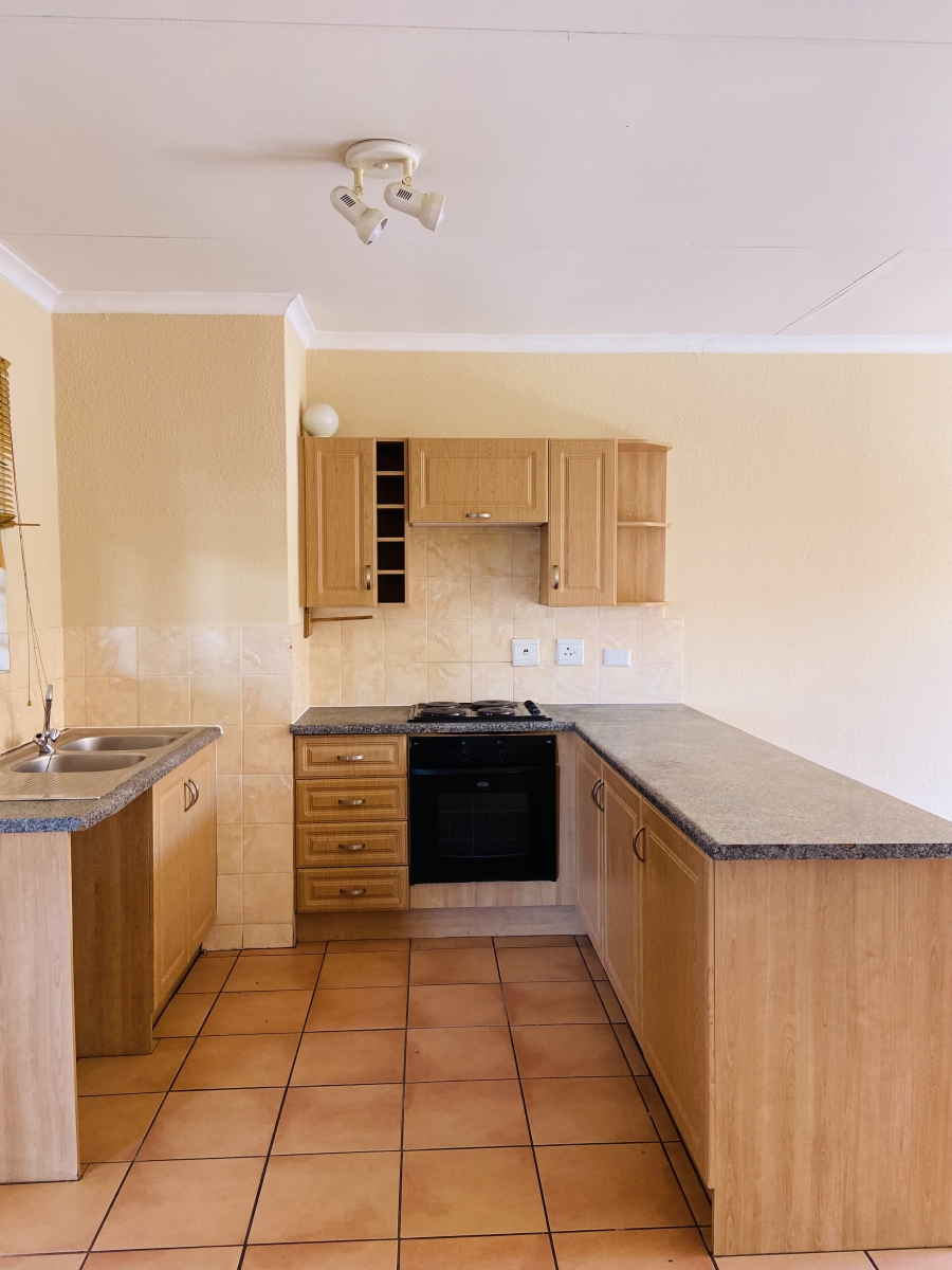 1 Bedroom Property for Sale in Halfway Gardens Gauteng