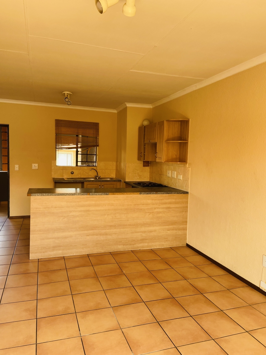 1 Bedroom Property for Sale in Halfway Gardens Gauteng