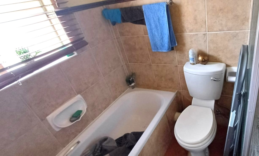 To Let 3 Bedroom Property for Rent in Equestria Gauteng