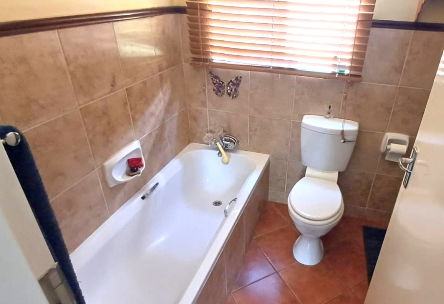 To Let 3 Bedroom Property for Rent in Equestria Gauteng