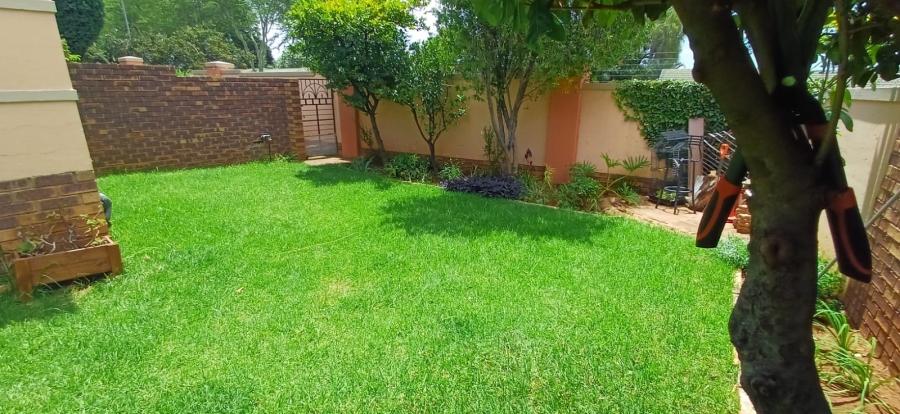 To Let 3 Bedroom Property for Rent in Equestria Gauteng