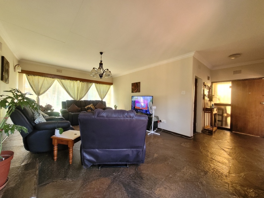 4 Bedroom Property for Sale in Greenhills Gauteng