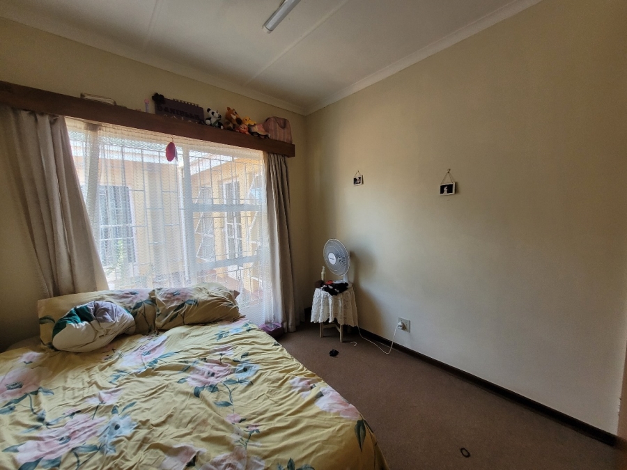 4 Bedroom Property for Sale in Greenhills Gauteng