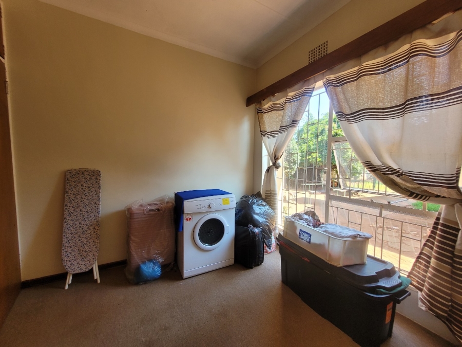 4 Bedroom Property for Sale in Greenhills Gauteng