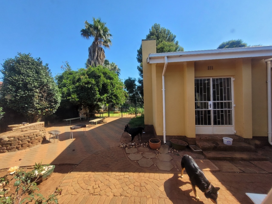 4 Bedroom Property for Sale in Greenhills Gauteng