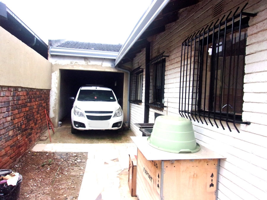 2 Bedroom Property for Sale in Vosloorus Gauteng