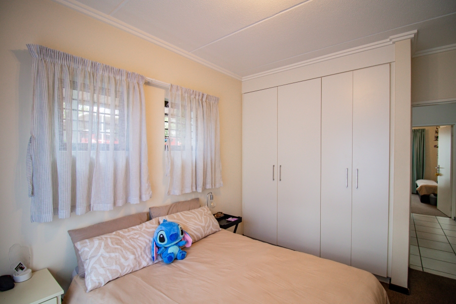 2 Bedroom Property for Sale in Bryanston Gauteng