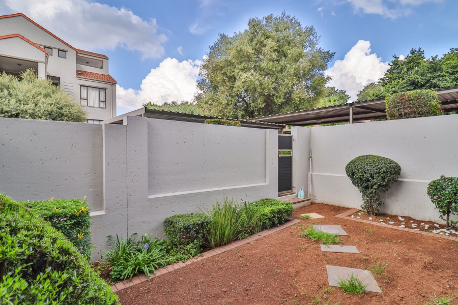 2 Bedroom Property for Sale in Bryanston Gauteng