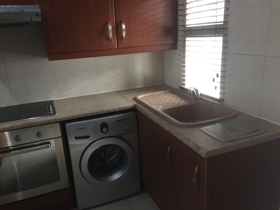 To Let 2 Bedroom Property for Rent in Morningside Ext 40 Gauteng