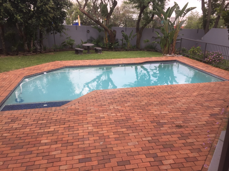 To Let 2 Bedroom Property for Rent in Morningside Ext 40 Gauteng