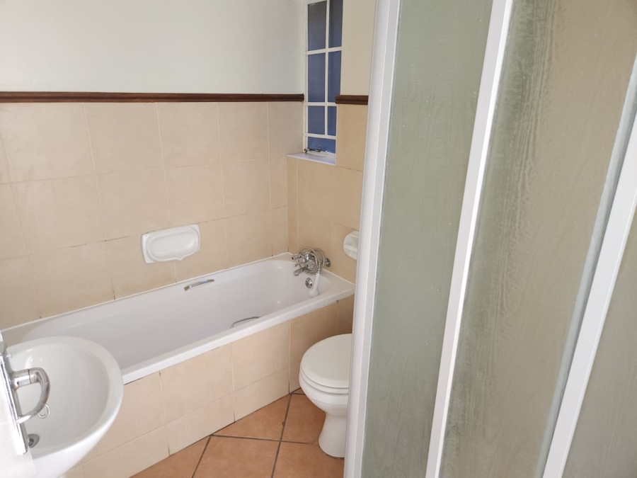 To Let 2 Bedroom Property for Rent in Noordwyk Gauteng