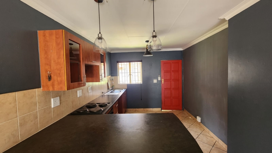 2 Bedroom Property for Sale in Rietfontein Gauteng