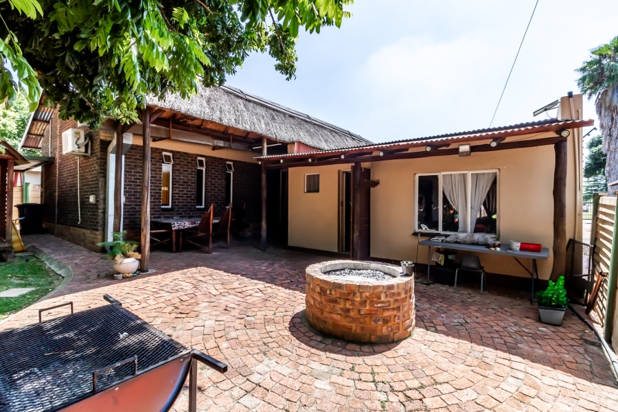 4 Bedroom Property for Sale in Rietfontein Gauteng