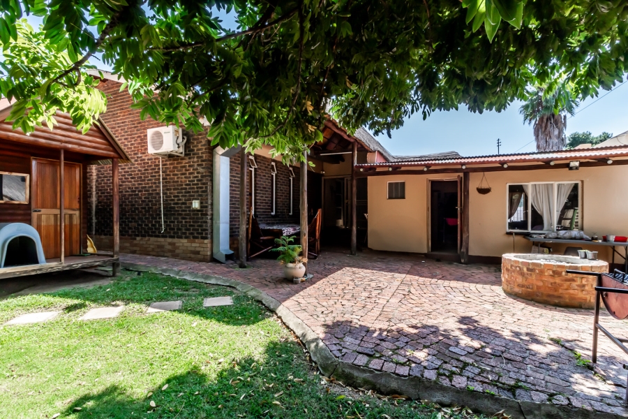 4 Bedroom Property for Sale in Rietfontein Gauteng