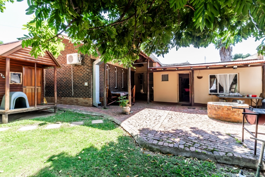 4 Bedroom Property for Sale in Rietfontein Gauteng