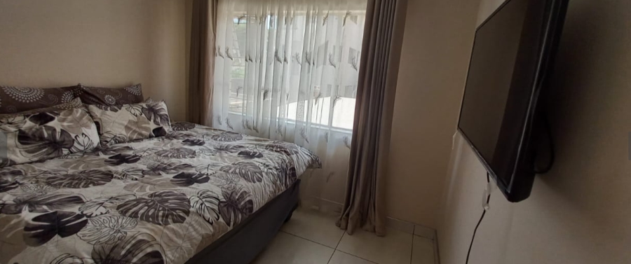 2 Bedroom Property for Sale in Linmeyer Gauteng