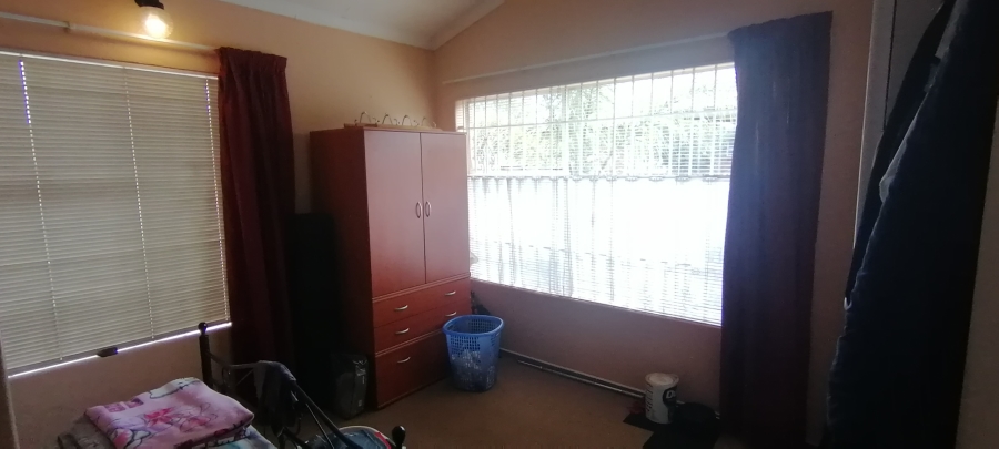 To Let 2 Bedroom Property for Rent in Lewisham Gauteng