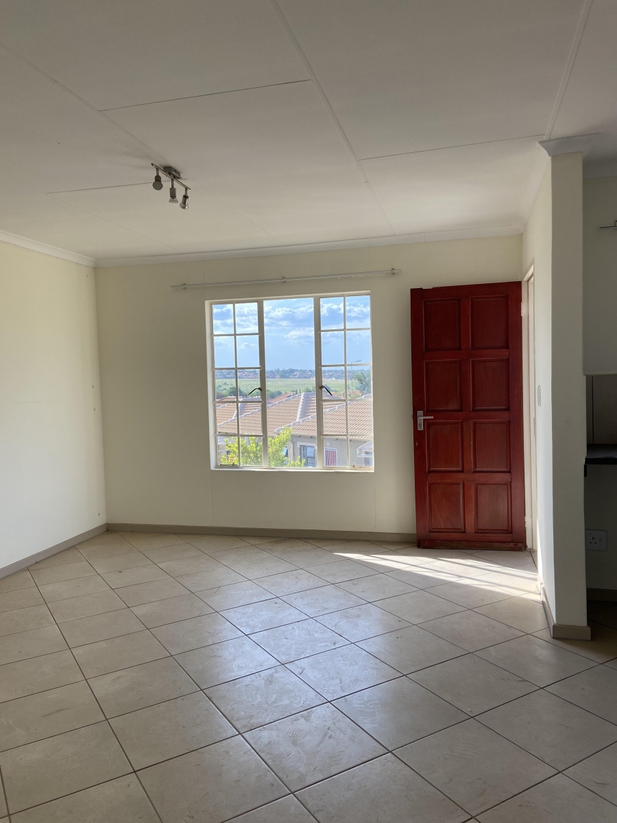 To Let 2 Bedroom Property for Rent in Kosmosdal Gauteng