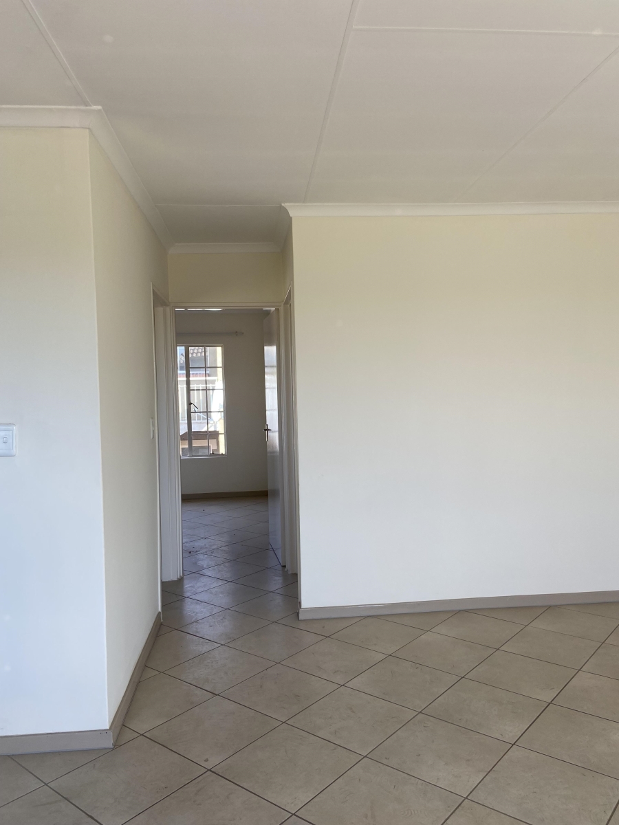 To Let 2 Bedroom Property for Rent in Kosmosdal Gauteng