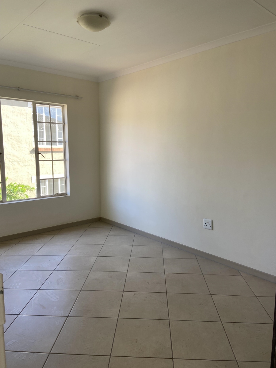 To Let 2 Bedroom Property for Rent in Kosmosdal Gauteng