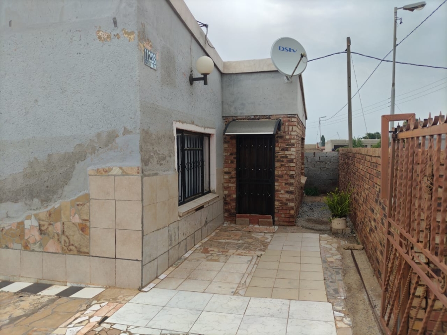 2 Bedroom Property for Sale in Orange Farm Gauteng