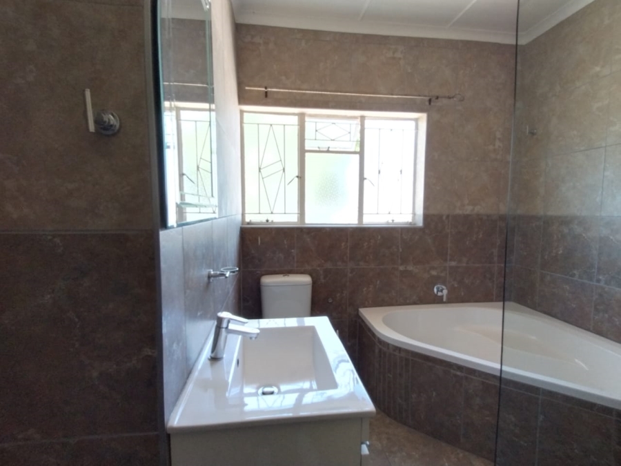 3 Bedroom Property for Sale in Eden Glen Gauteng