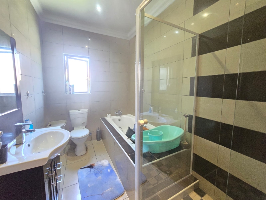 4 Bedroom Property for Sale in Emerald Estate Gauteng