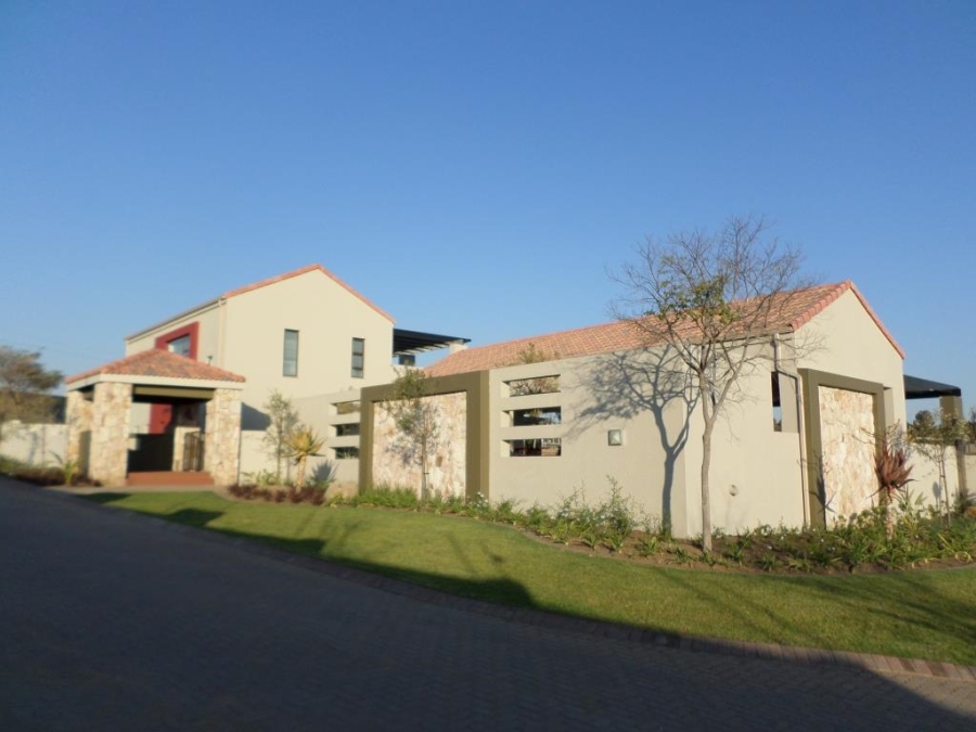 To Let 0 Bedroom Property for Rent in Fourways Gauteng