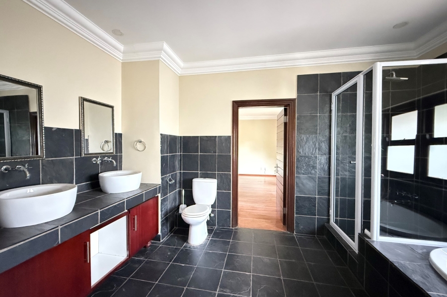 6 Bedroom Property for Sale in Dainfern Golf Estate Gauteng