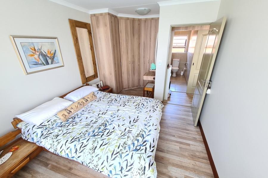 1 Bedroom Property for Sale in Olympus AH Gauteng