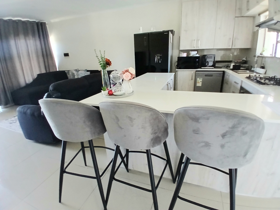 2 Bedroom Property for Sale in Illiondale Gauteng