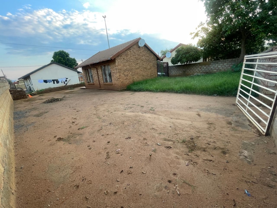 2 Bedroom Property for Sale in Soshanguve XX Gauteng