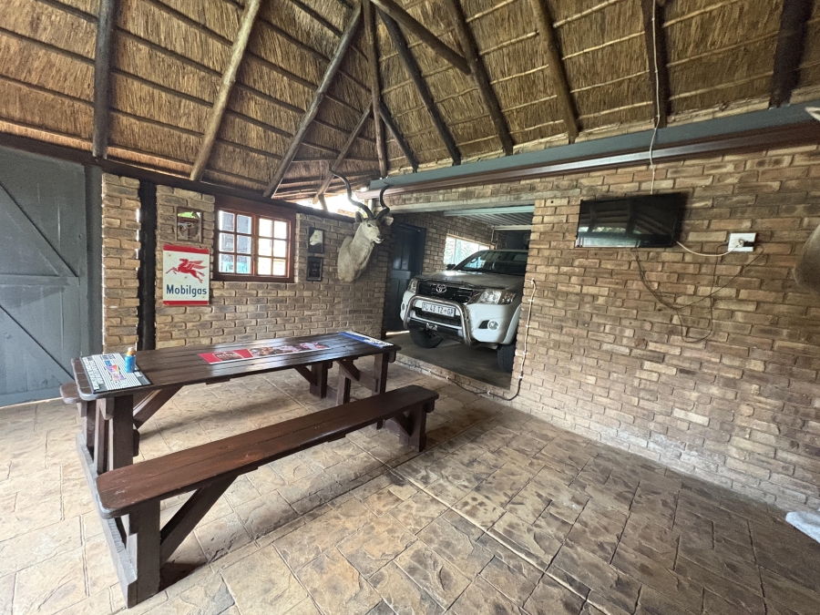 3 Bedroom Property for Sale in Dorandia Gauteng