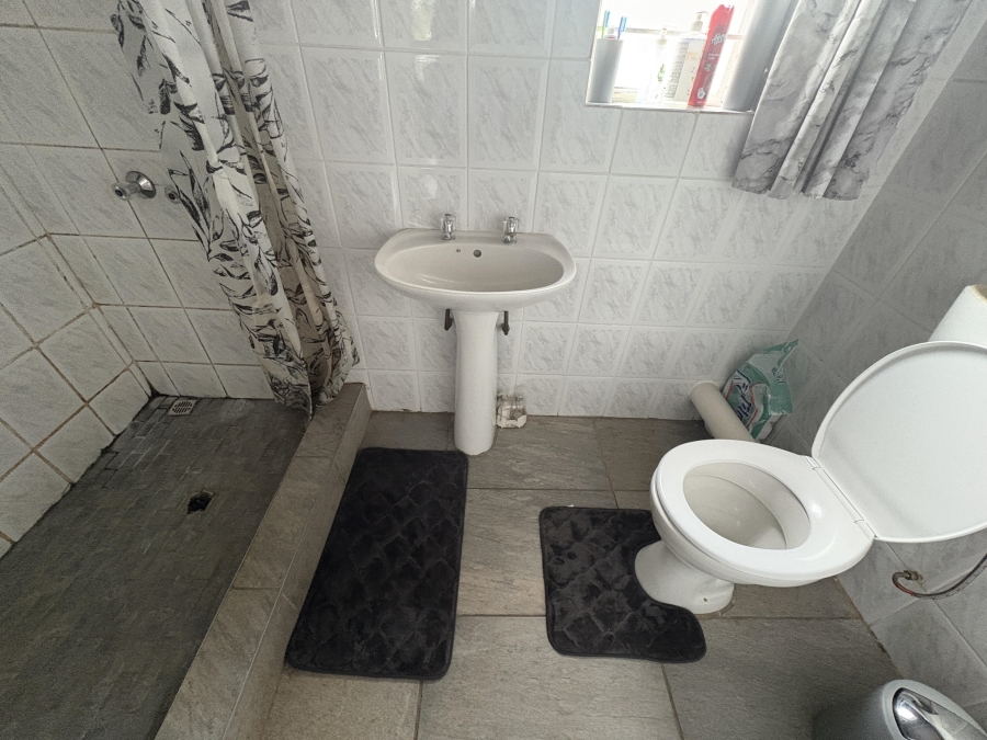 3 Bedroom Property for Sale in Dorandia Gauteng