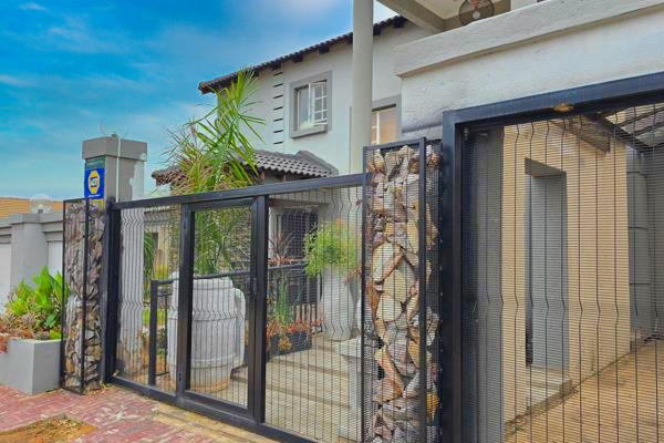 4 Bedroom Property for Sale in Rosslyn Gauteng