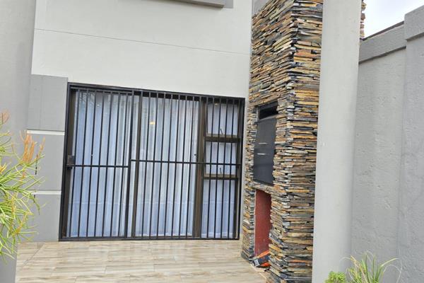 4 Bedroom Property for Sale in Rosslyn Gauteng