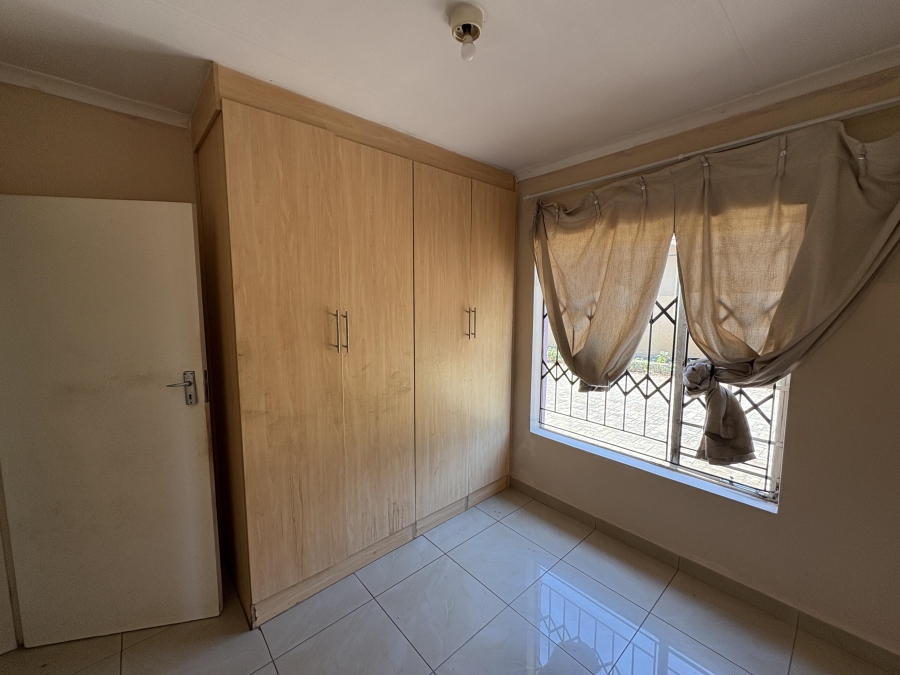 3 Bedroom Property for Sale in Rosslyn Gauteng