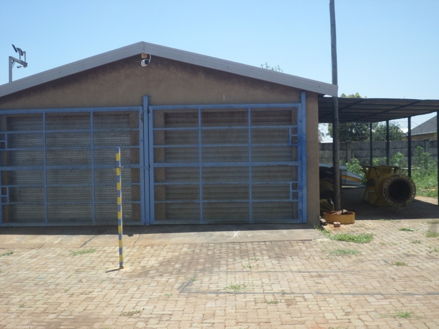 To Let commercial Property for Rent in Meyerton Park Gauteng