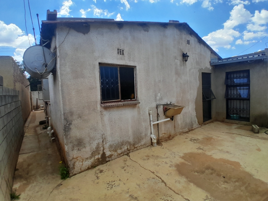 3 Bedroom Property for Sale in Tshepisong Gauteng