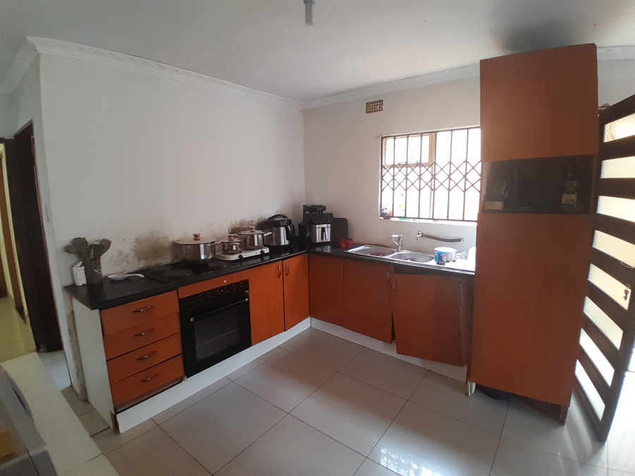 3 Bedroom Property for Sale in Tshepisong Gauteng