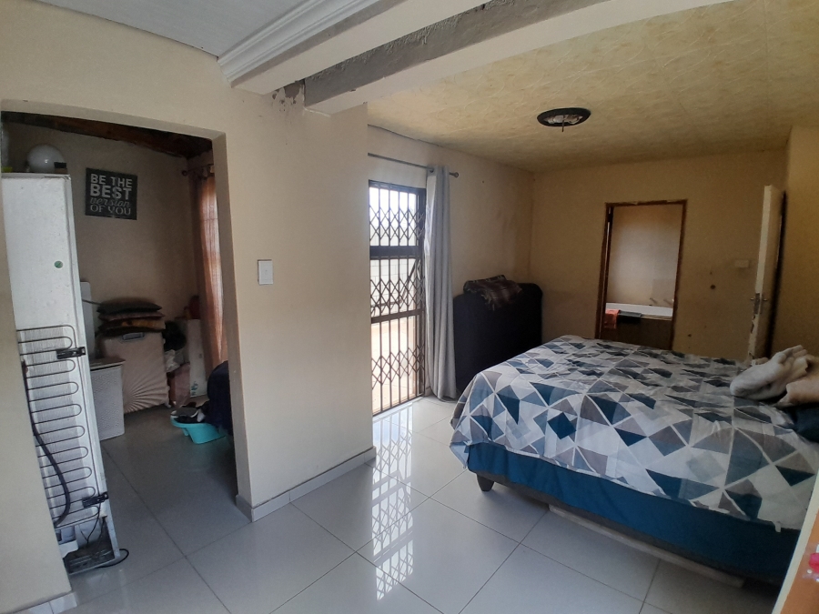 3 Bedroom Property for Sale in Tshepisong Gauteng