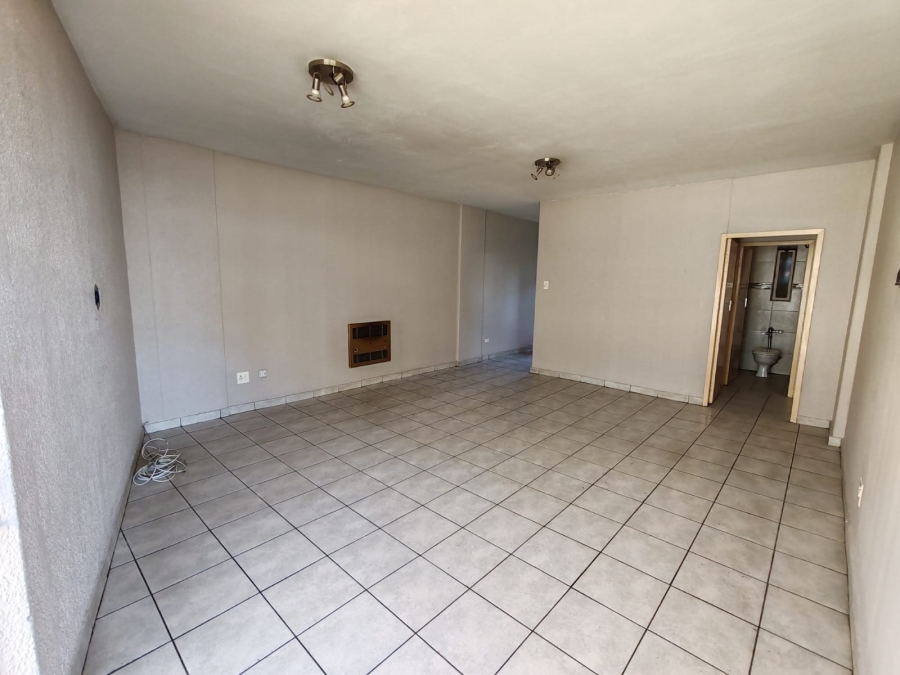 To Let 2 Bedroom Property for Rent in Florida Gauteng