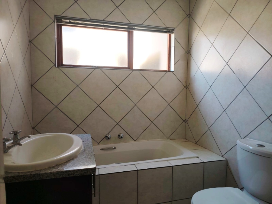 2 Bedroom Property for Sale in Meyersdal Gauteng