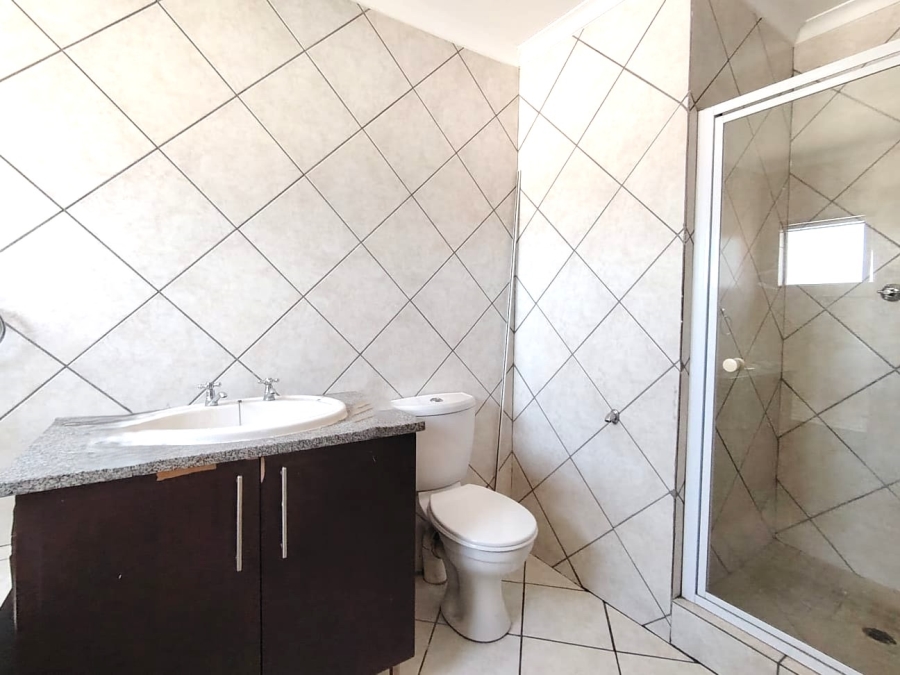 2 Bedroom Property for Sale in Meyersdal Gauteng