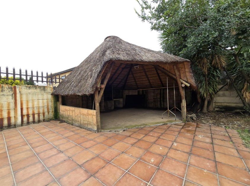 3 Bedroom Property for Sale in Ridgeway Gauteng