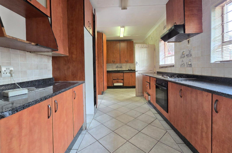 3 Bedroom Property for Sale in Ridgeway Gauteng