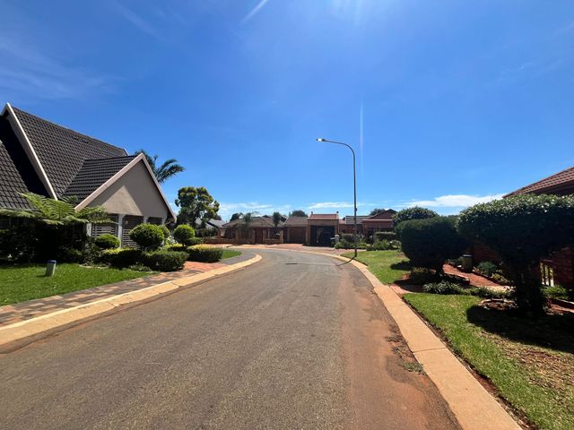 3 Bedroom Property for Sale in Lenasia South Gauteng